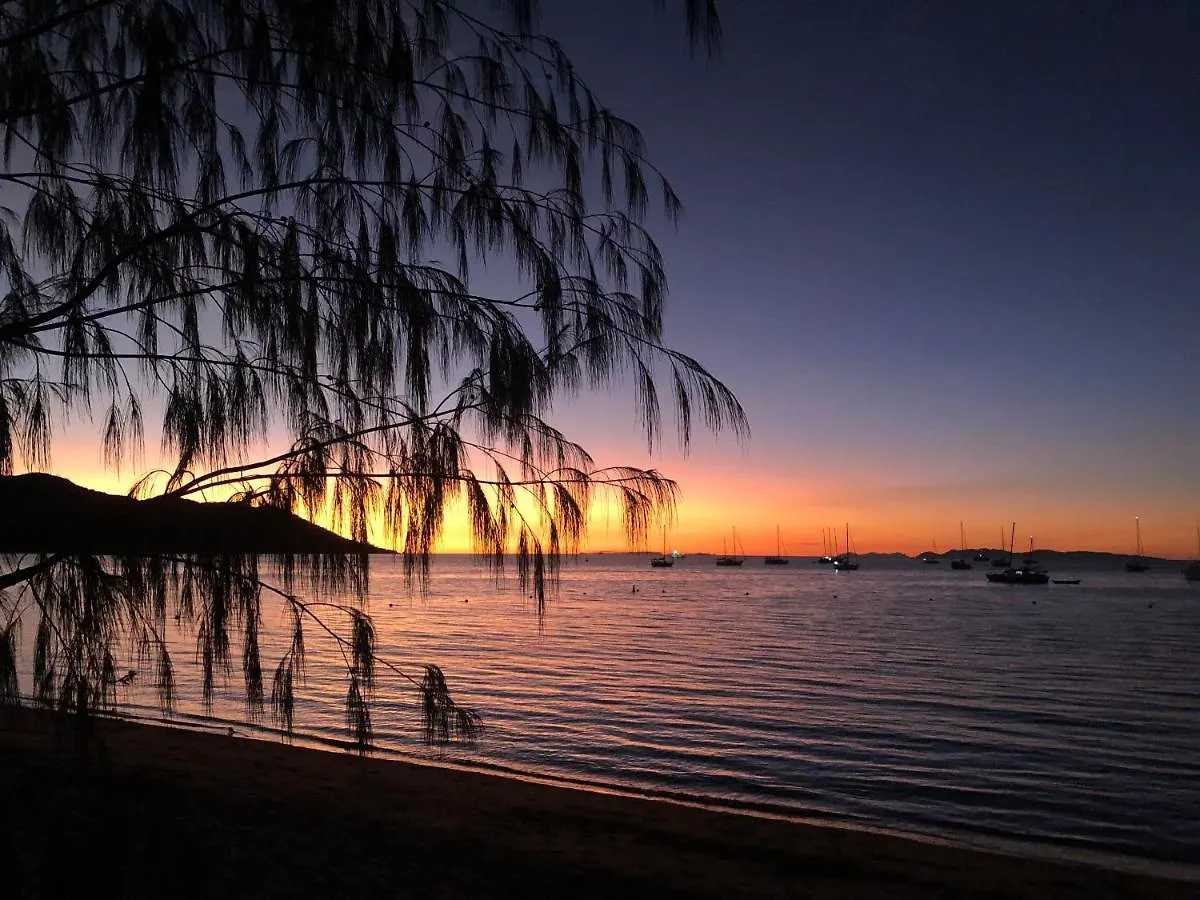 Resort Mira Hotel Nelly Bay Australia